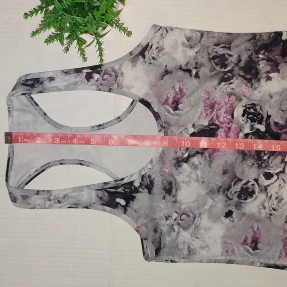 lululemon athletica 2 Piece Set. Womens size4.Moody Mirage,White,DeepNavy color - Picture 5 of 12